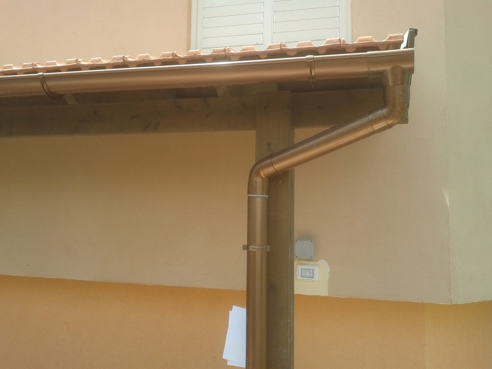 שיפוץ מרתף והפיכתו לשתי יחידות דיור