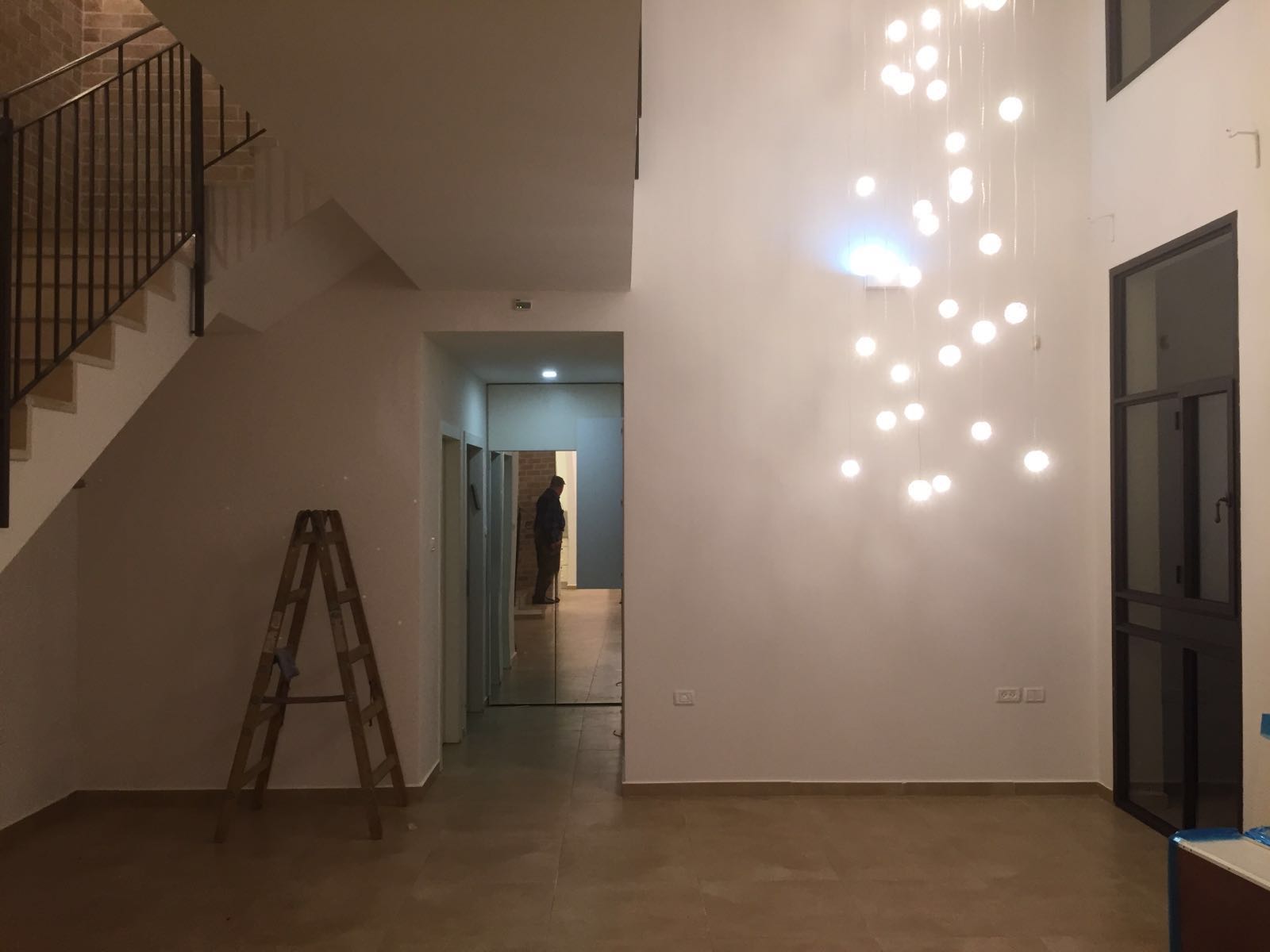 שיפוץ וילה ותוספת בניה