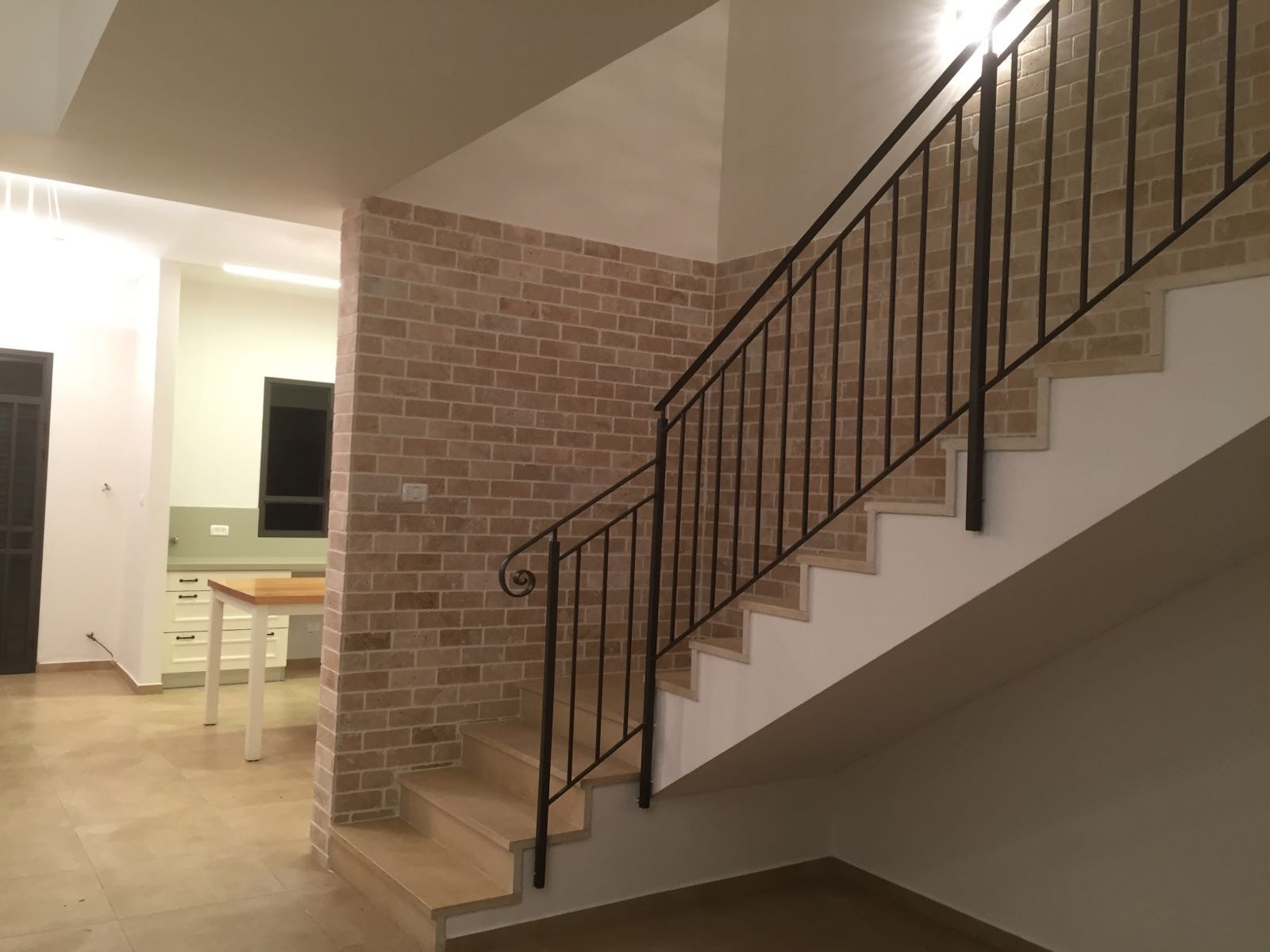 שיפוץ וילה ותוספת בניה