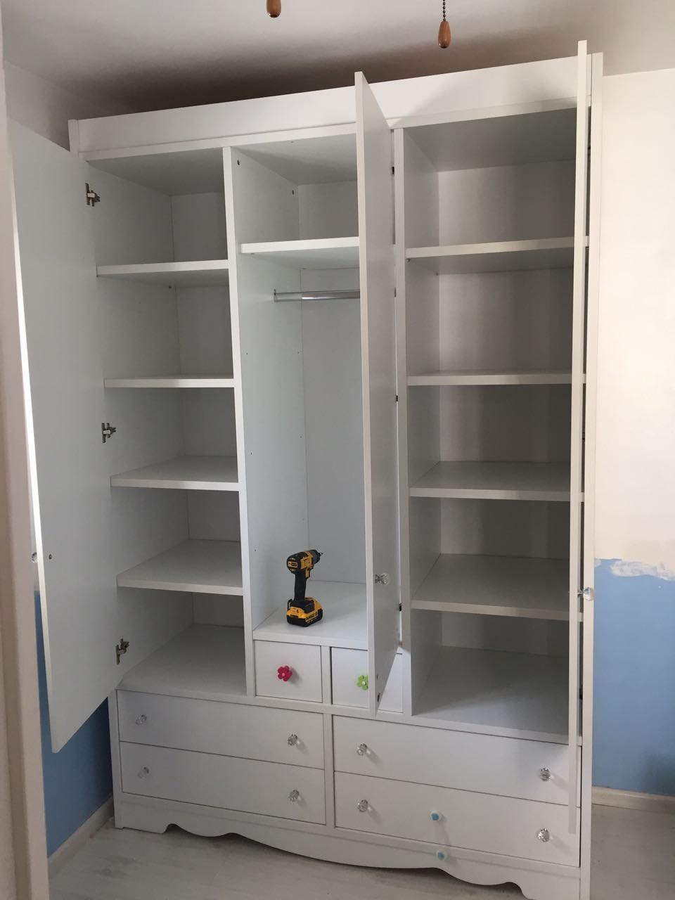 תיקונים שונים