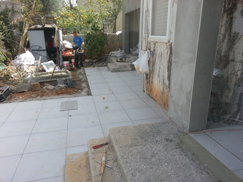 הריסה, בניה ושיפוץ - ראש העין