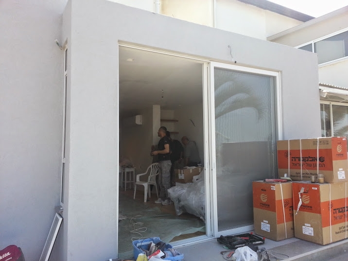 הריסה, בניה ושיפוץ - ראש העין