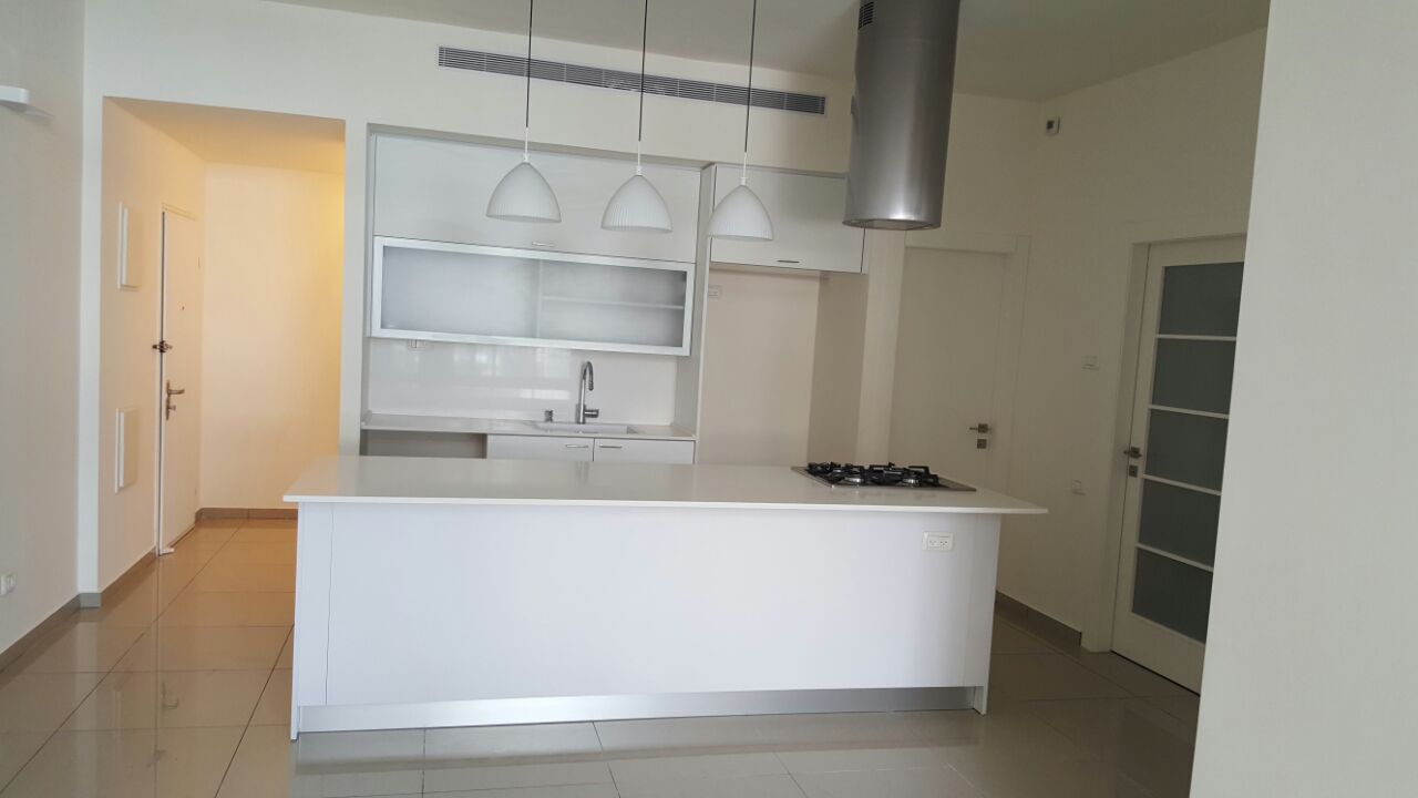 צילום מעבודה של אלון אברהם