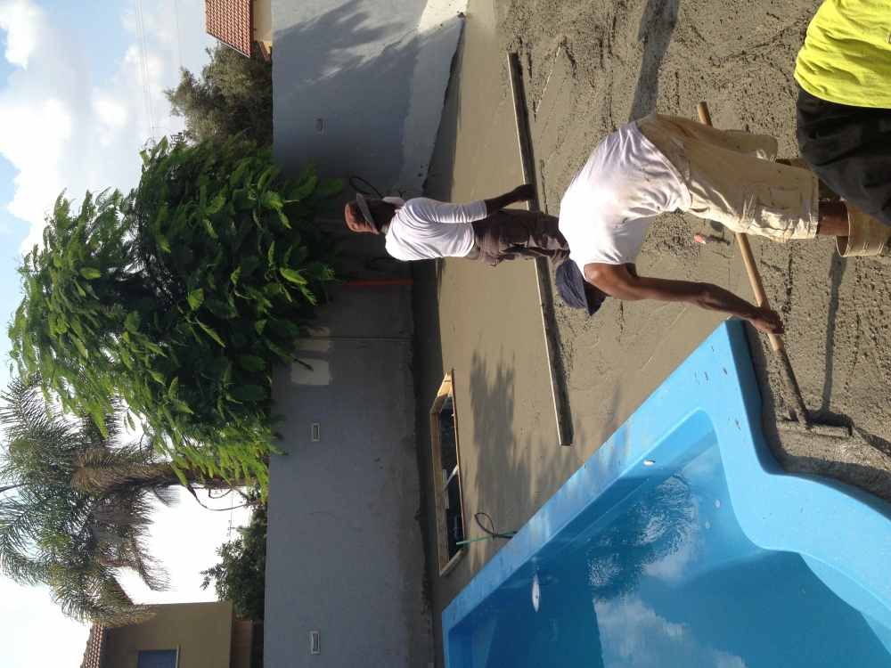 פיתוח חוץ קומפלט