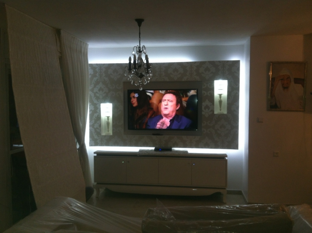 עבודת גבס וצבע דקורטיבי