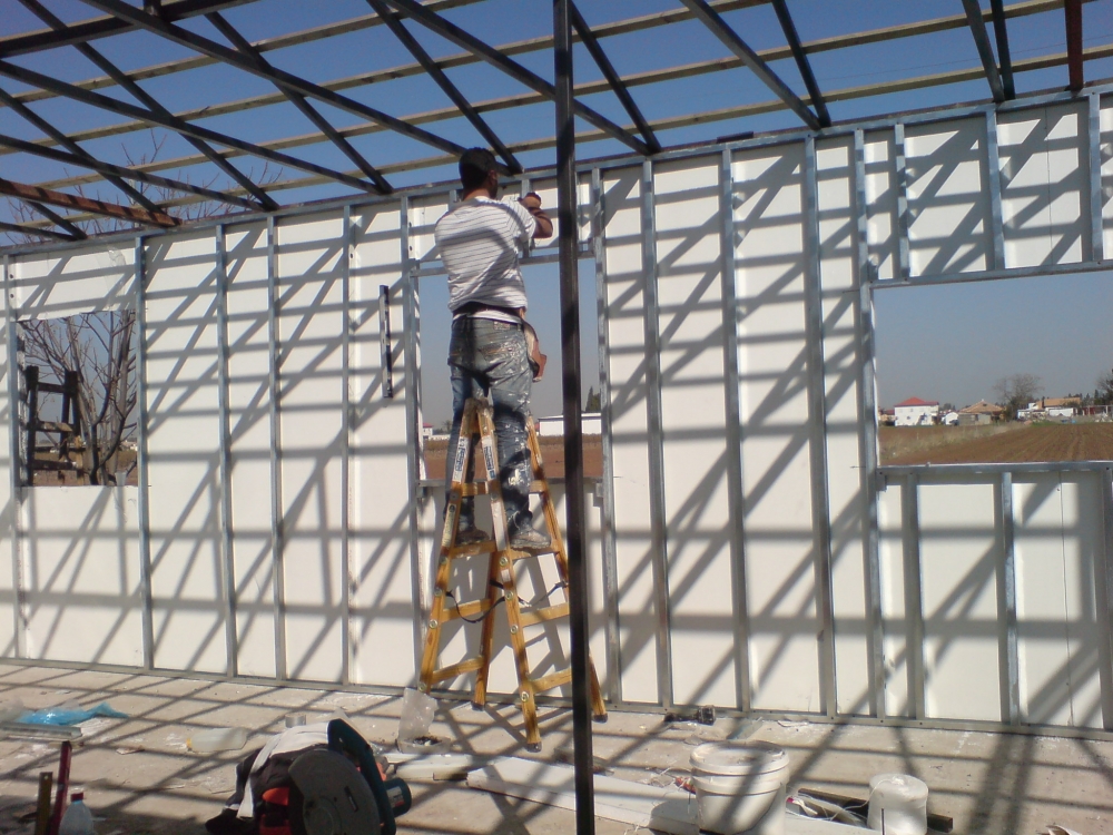 בנייה קלה: מבנה נייד עד מפתח